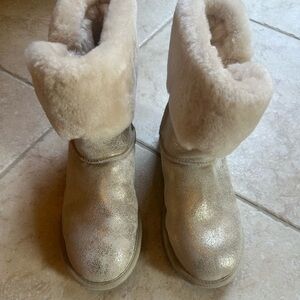 UGG Women’s Ramona Metallic Gold Fur Lined Boots